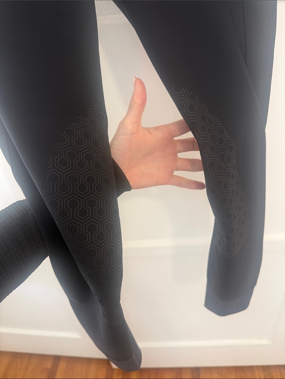 Ariat Pro Low Rise Breeches - Picture 4 of 7